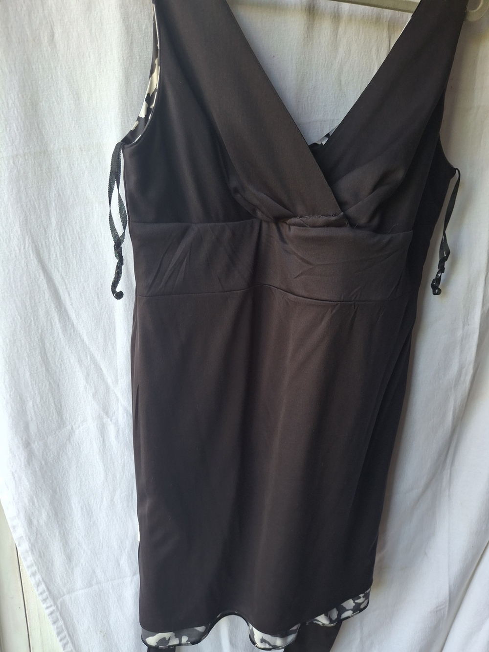 Onyx Black andSilver Animal Print V-Neck Dress - Picture 8 of 10